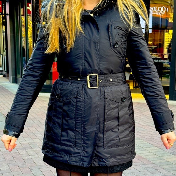 Burberry Winter puffer Jacket and Trench coat in one jacket! - Picture 12 of 16